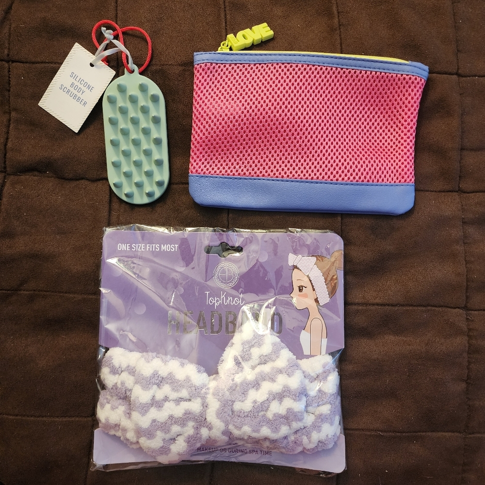 Self Care Bundle Purple Bow Spa Band Skincare Hair Makeup Bag Set - Picture 5 of 11